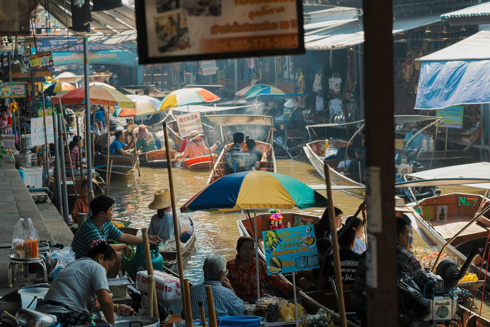 floating market bangkok