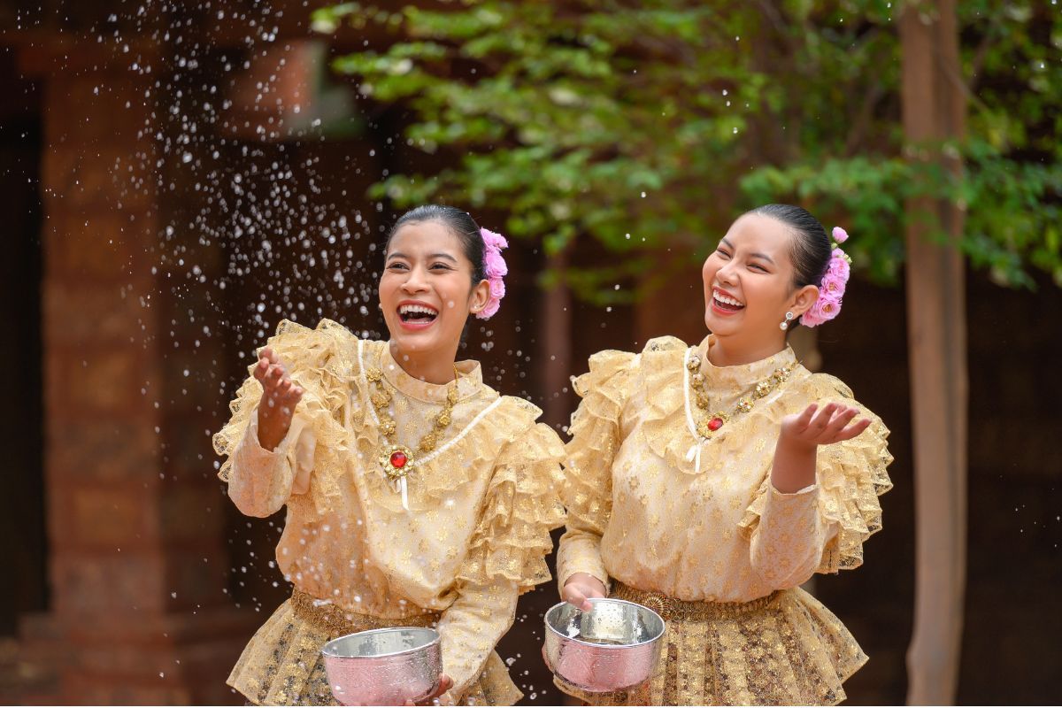 Girls on Thai traditional costume